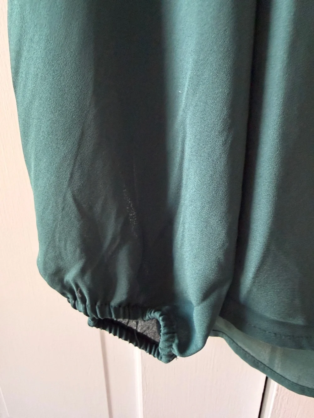 NWT PLEIONE FLOWY FOREST GREEN TOP V-NECK SIZE LARGE CAREER HOLIDAY CASUAL - Picture 4 of 7